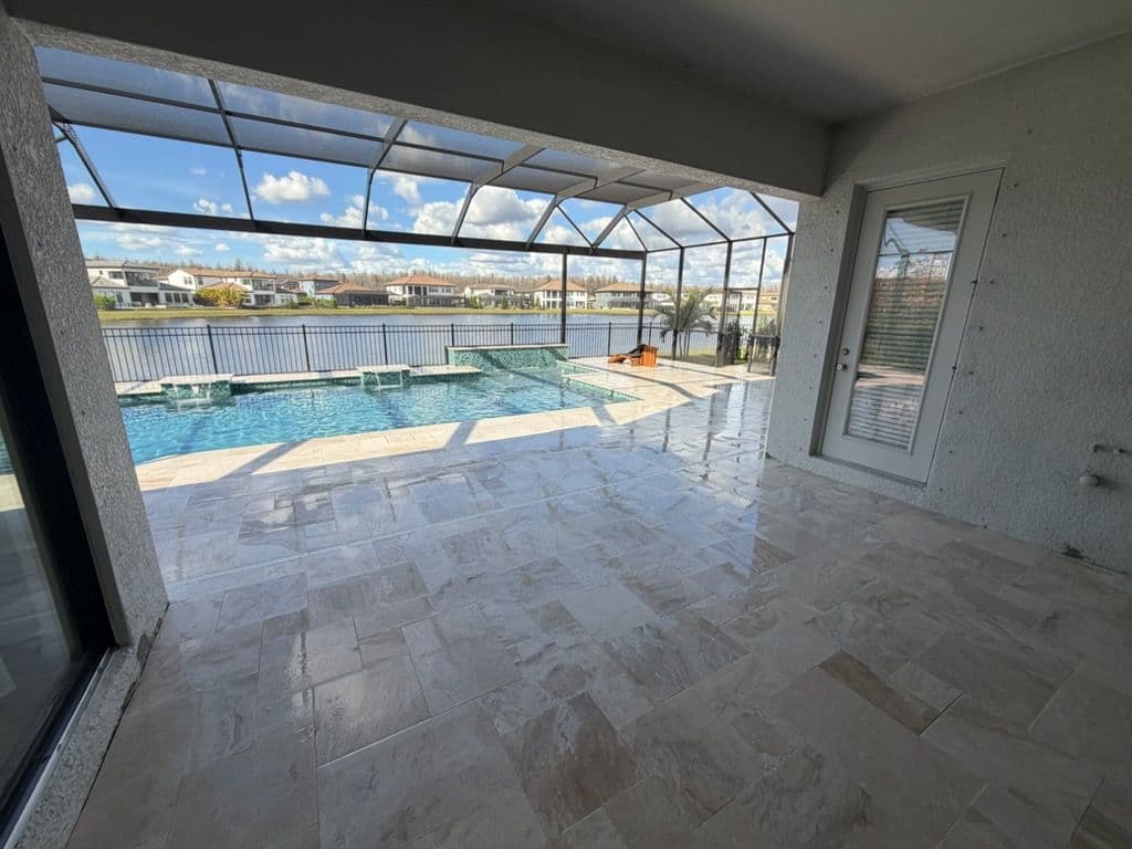 Sparkling Poolside Perfection in Lutz FL