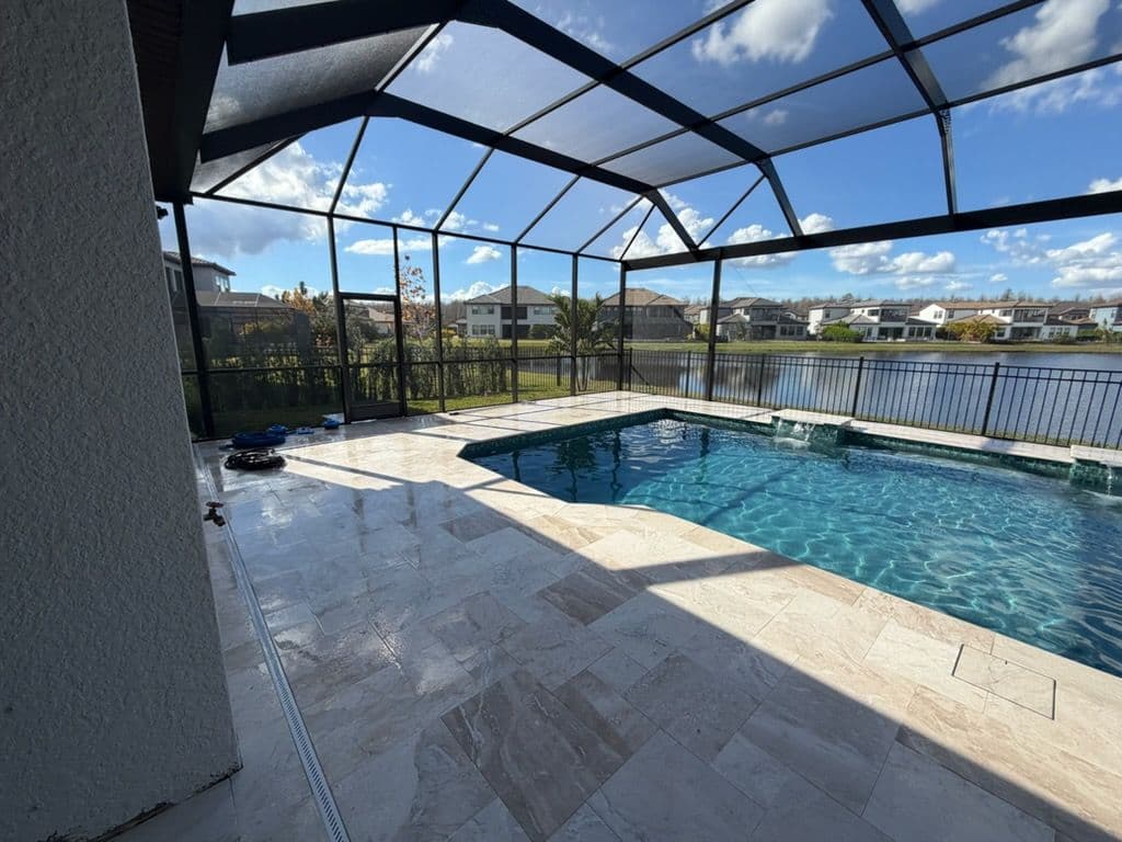 Gallery photos for Sparkling Poolside Perfection in Lutz FL: Image #1