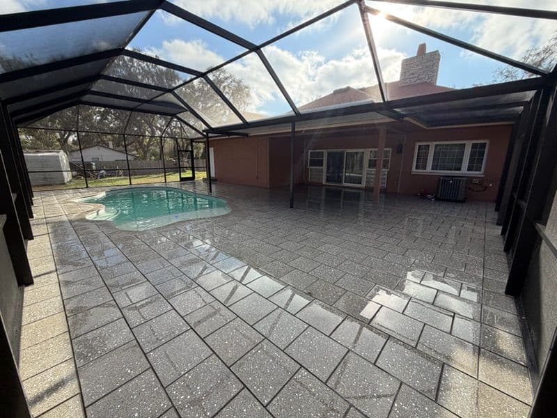 Gallery photos for Pristine Poolside Patio in Seffner FL: Image #2